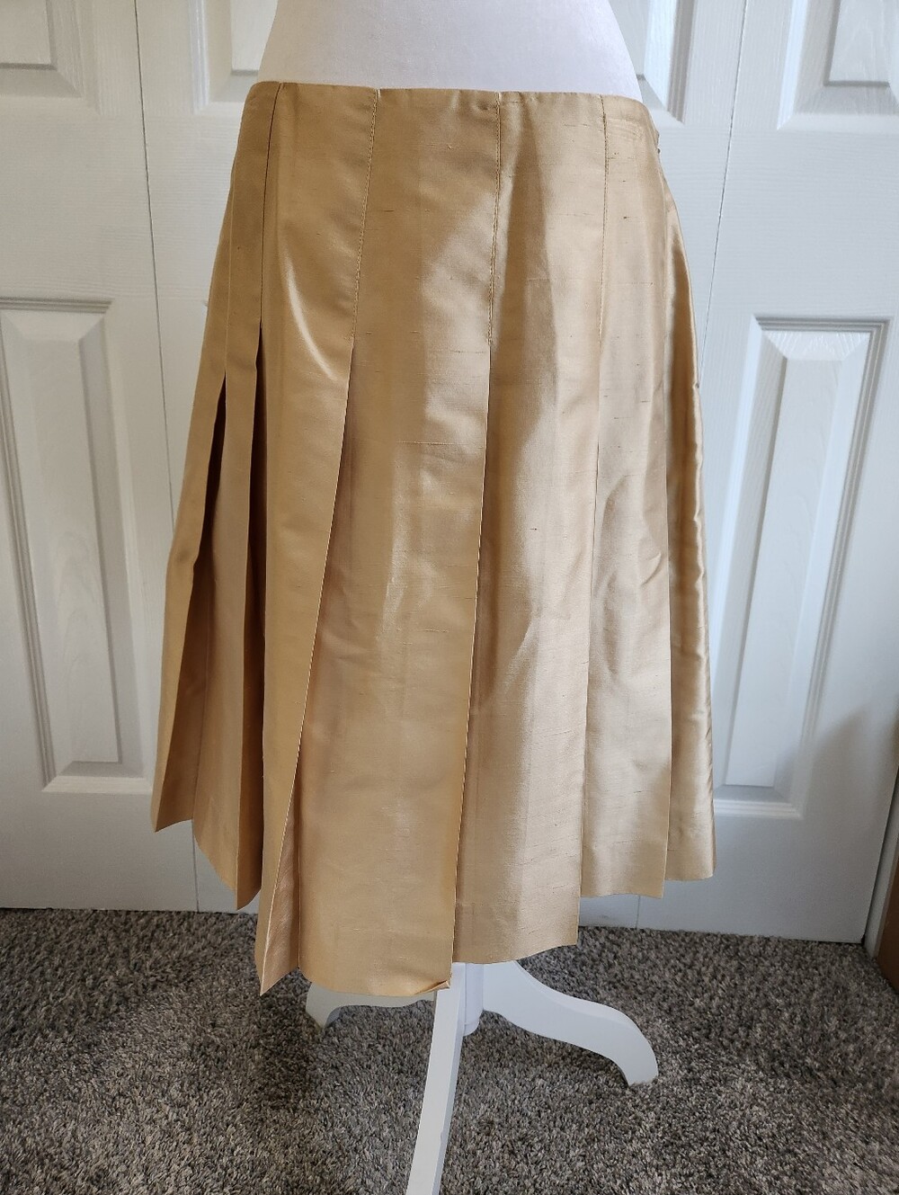 Gold Silk Banana Republic Skirt 8